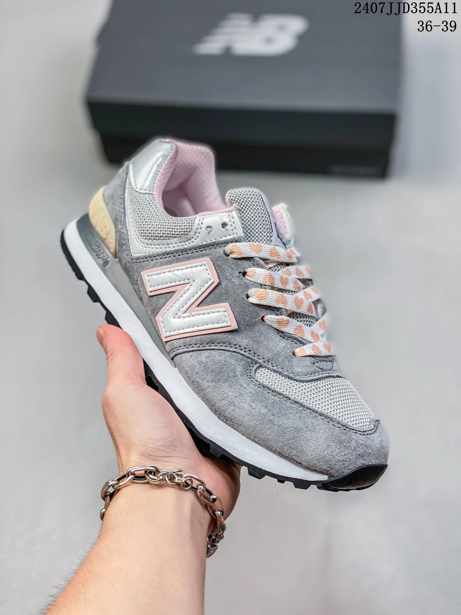 04 Gray