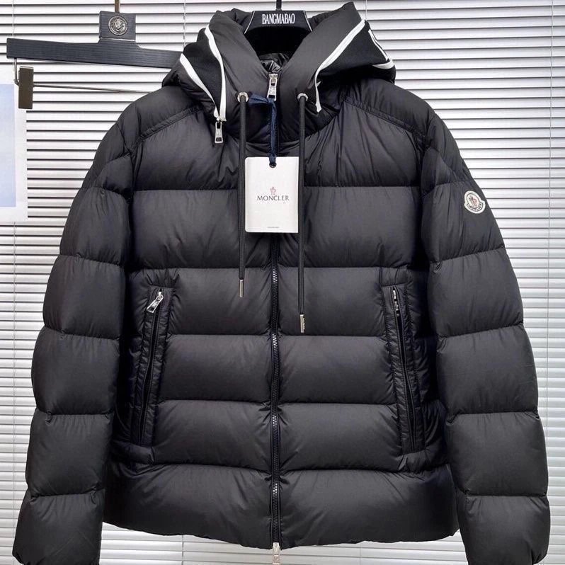 32 black