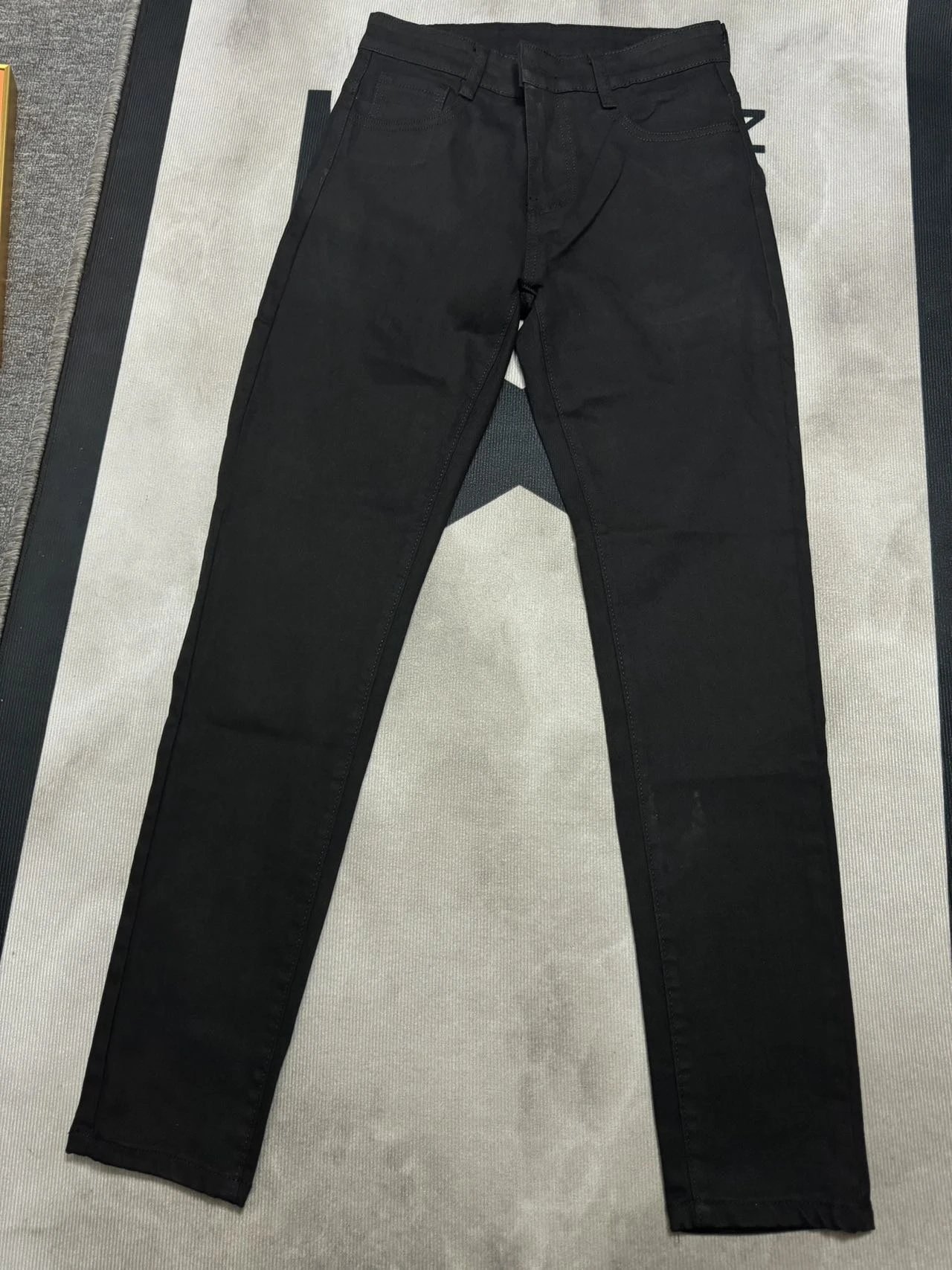 11 black
