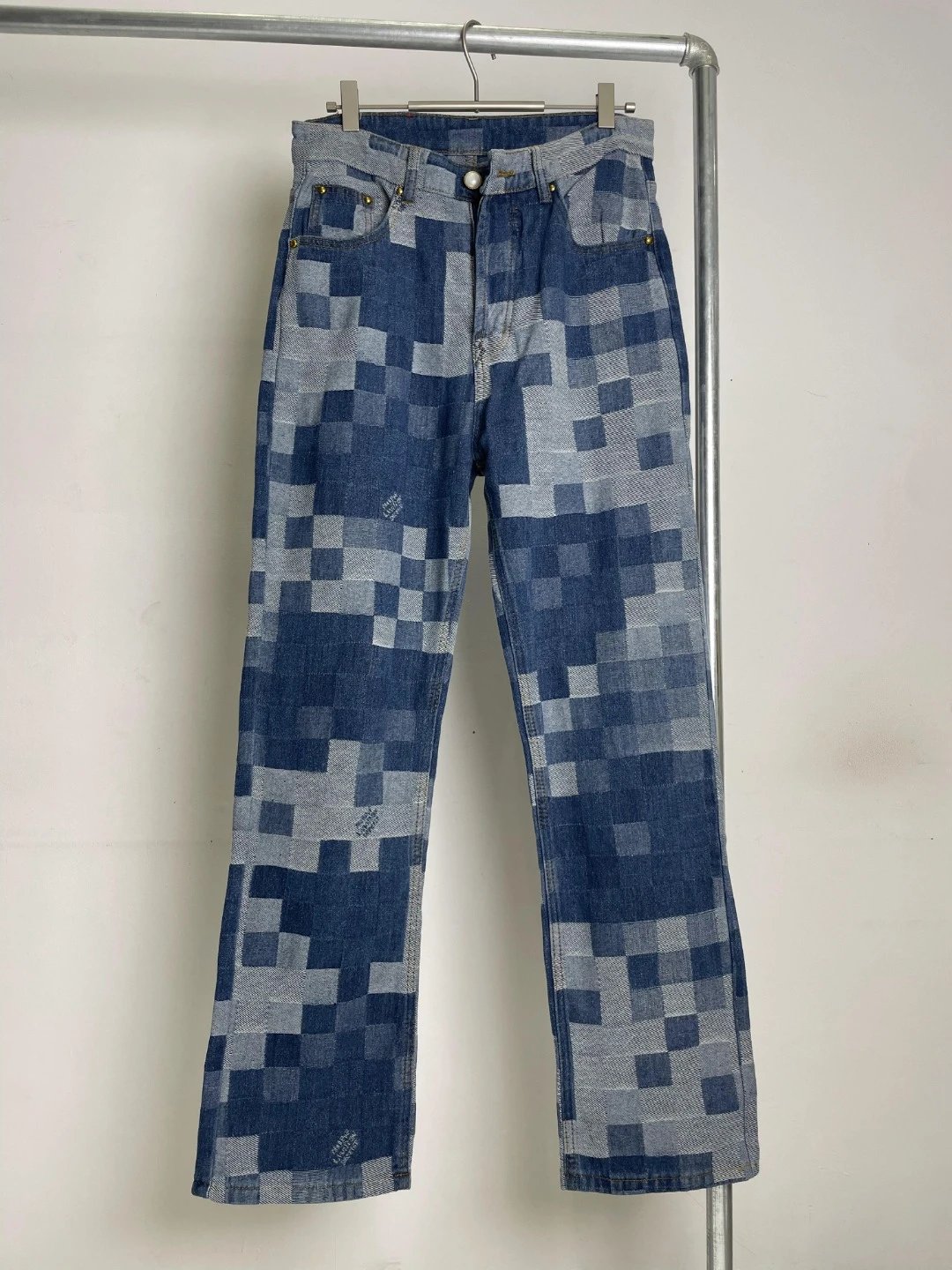 29 Denim blue