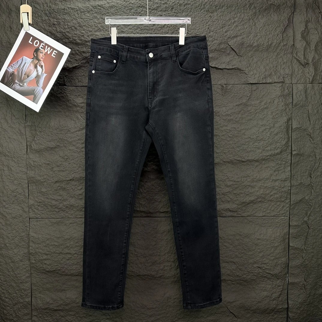 31 black