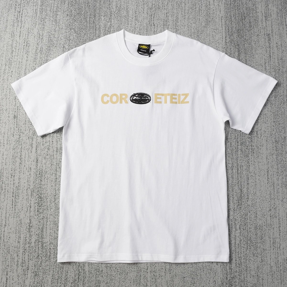 09 white