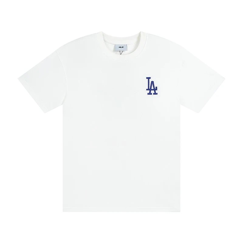 06 White
