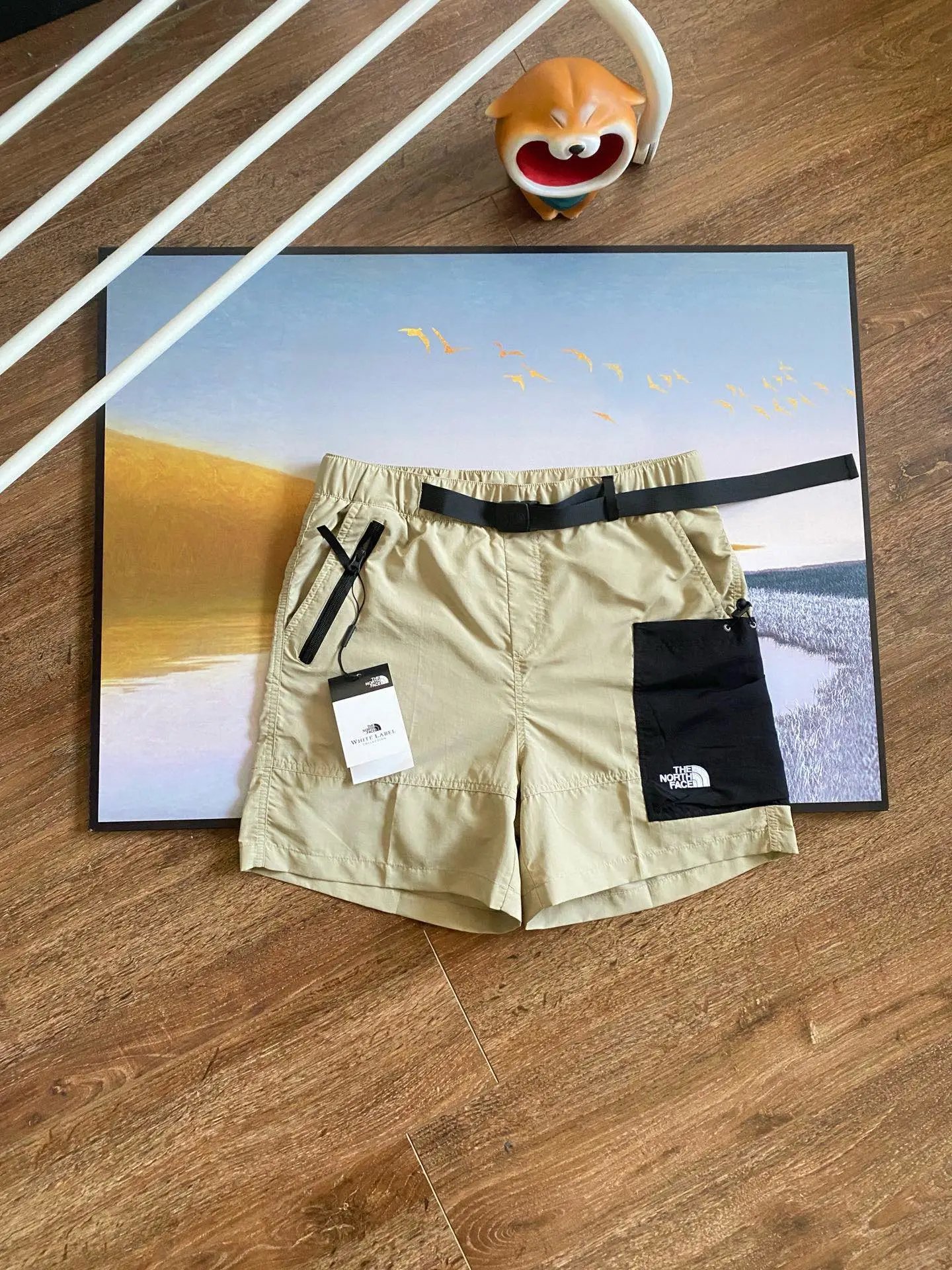 3 khaki
