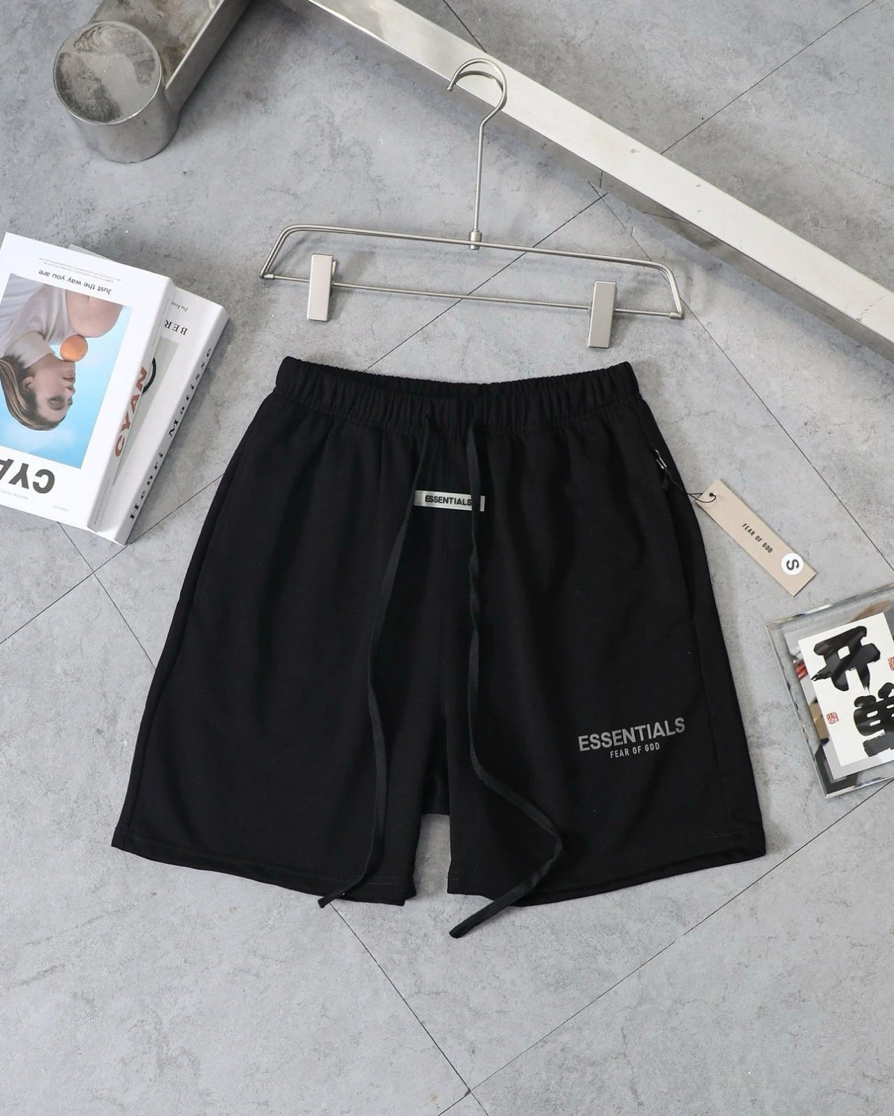 28 black