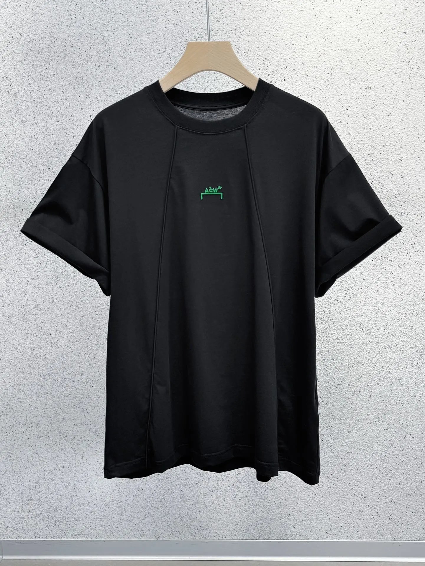 16 black
