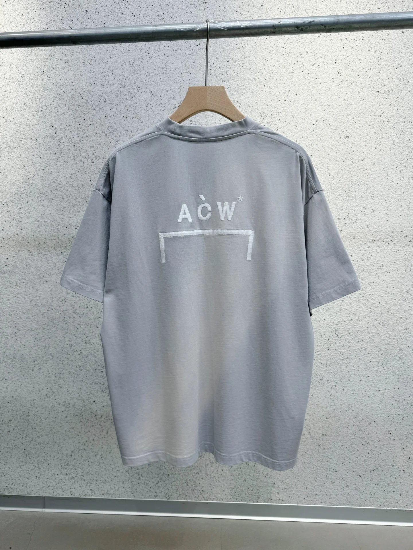 18 Light Gray