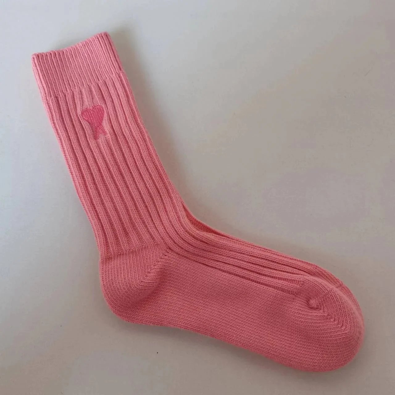 Pink heavy-needle embroidery