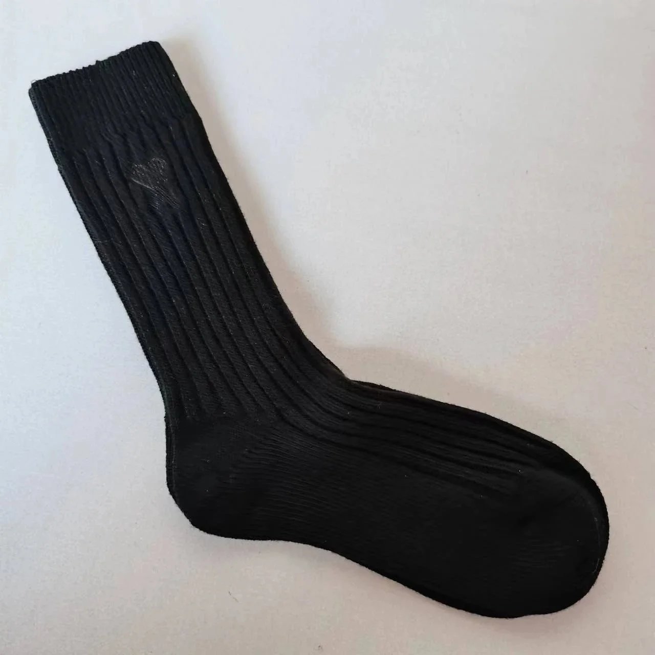 Black coarse-needle embroidery