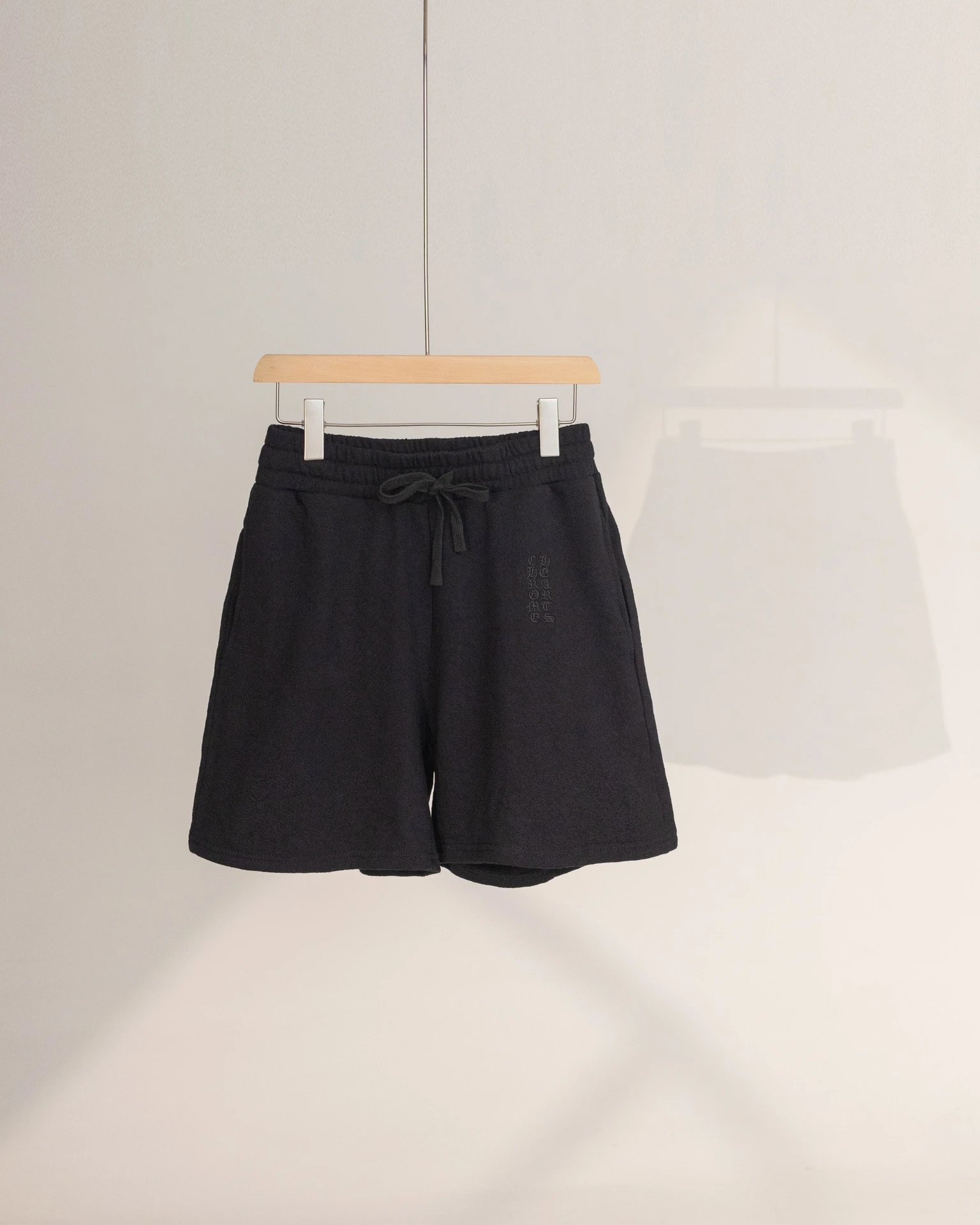 28 black