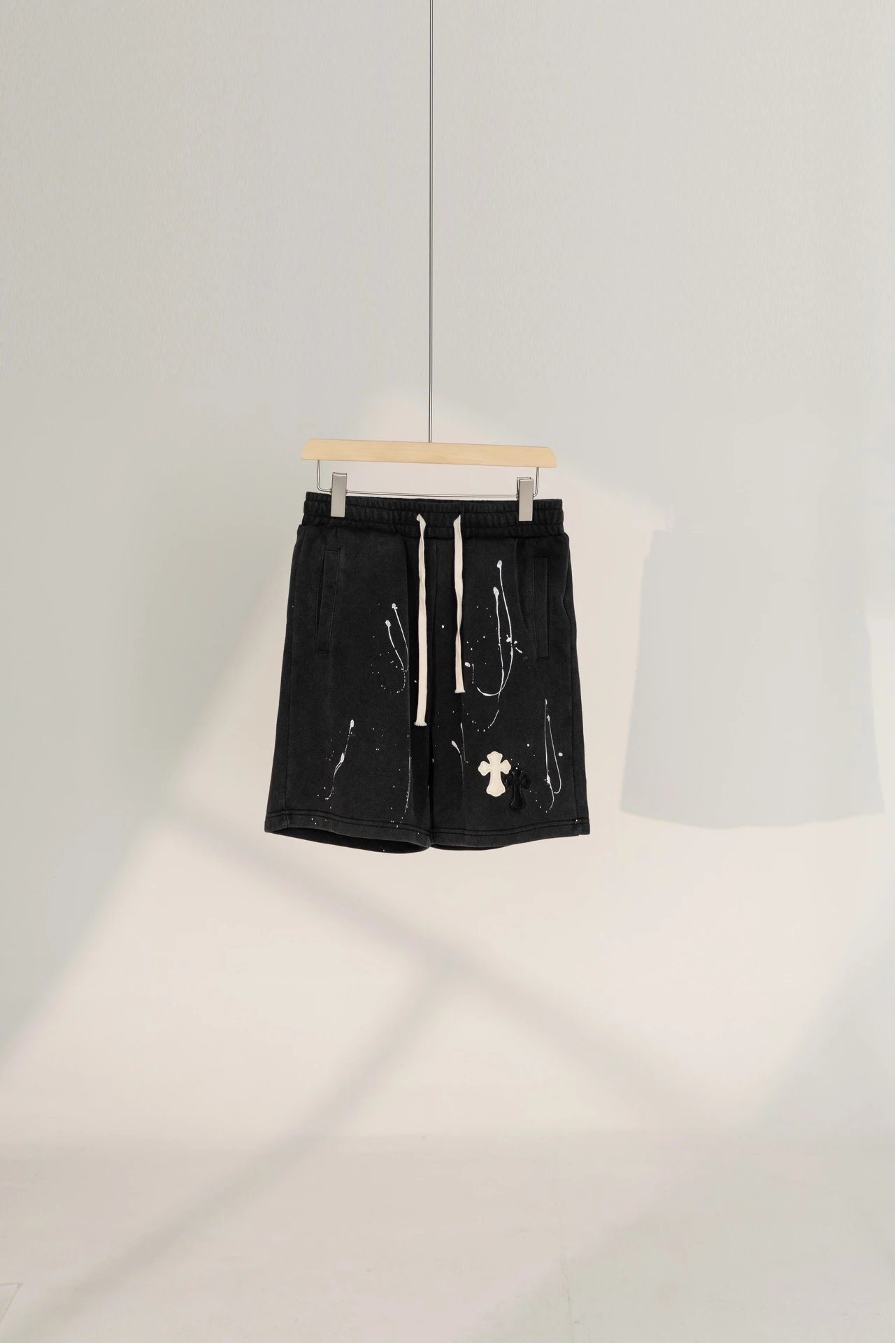 30 black