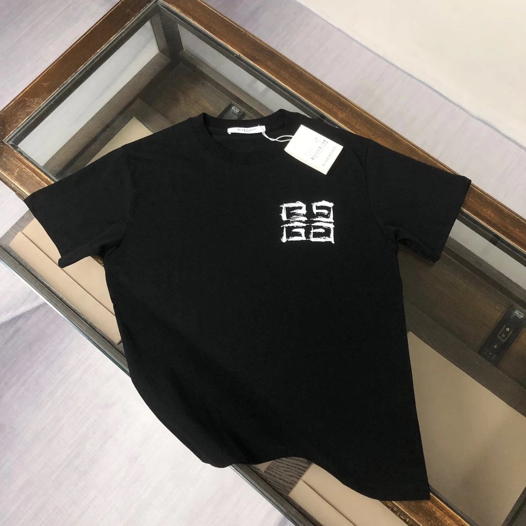 01 Black