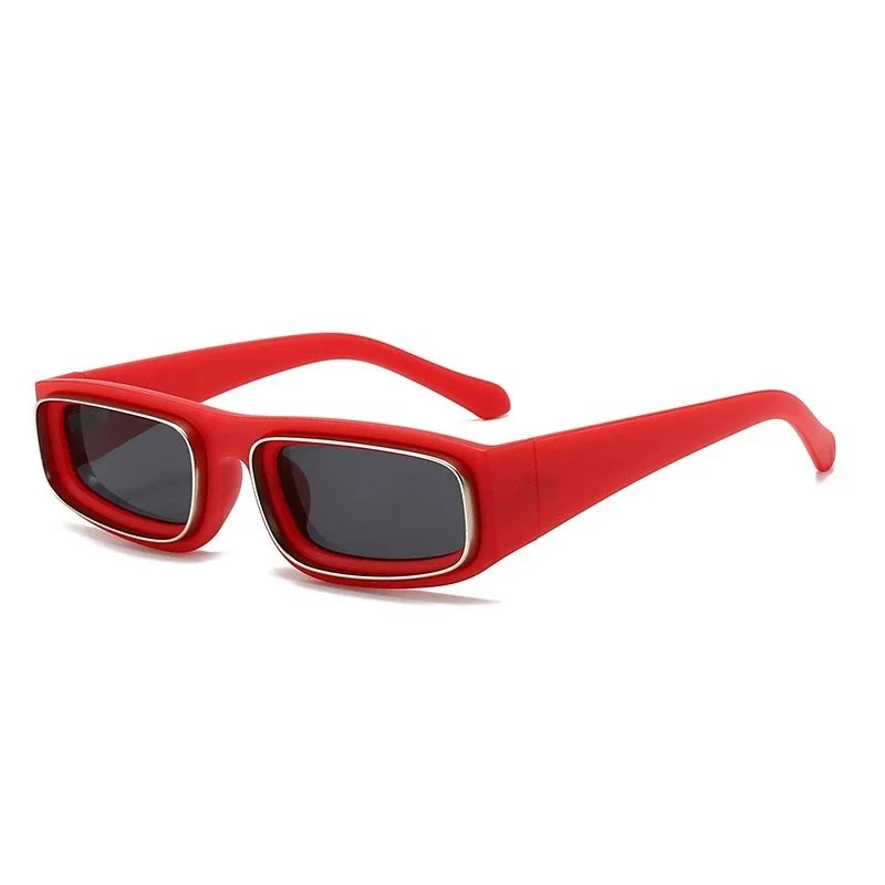 C 3 Red frame, black and gray lenses