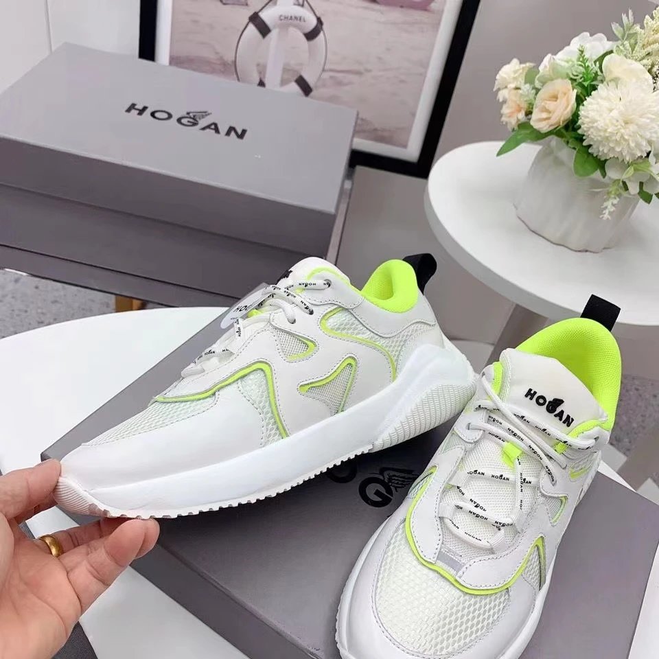 24 White and green