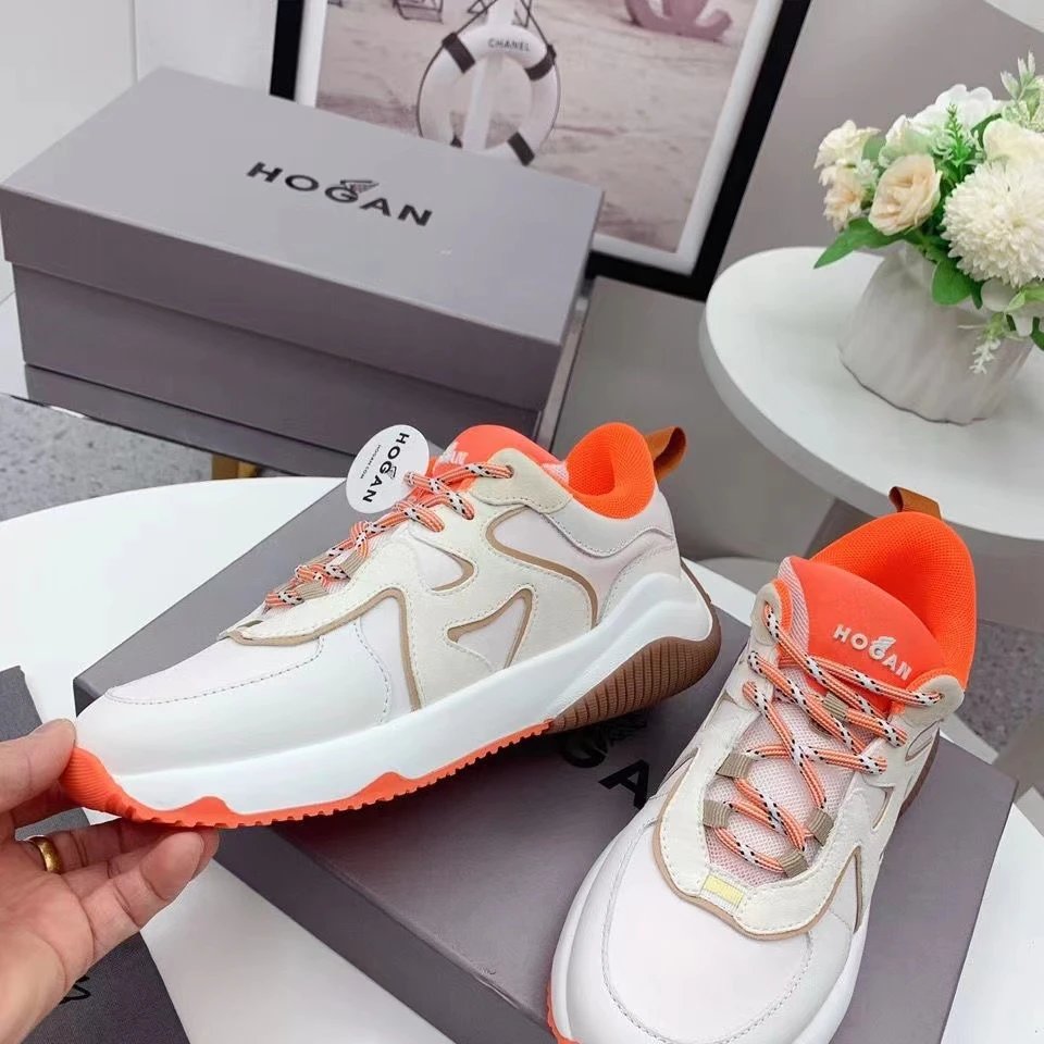 25 White orange