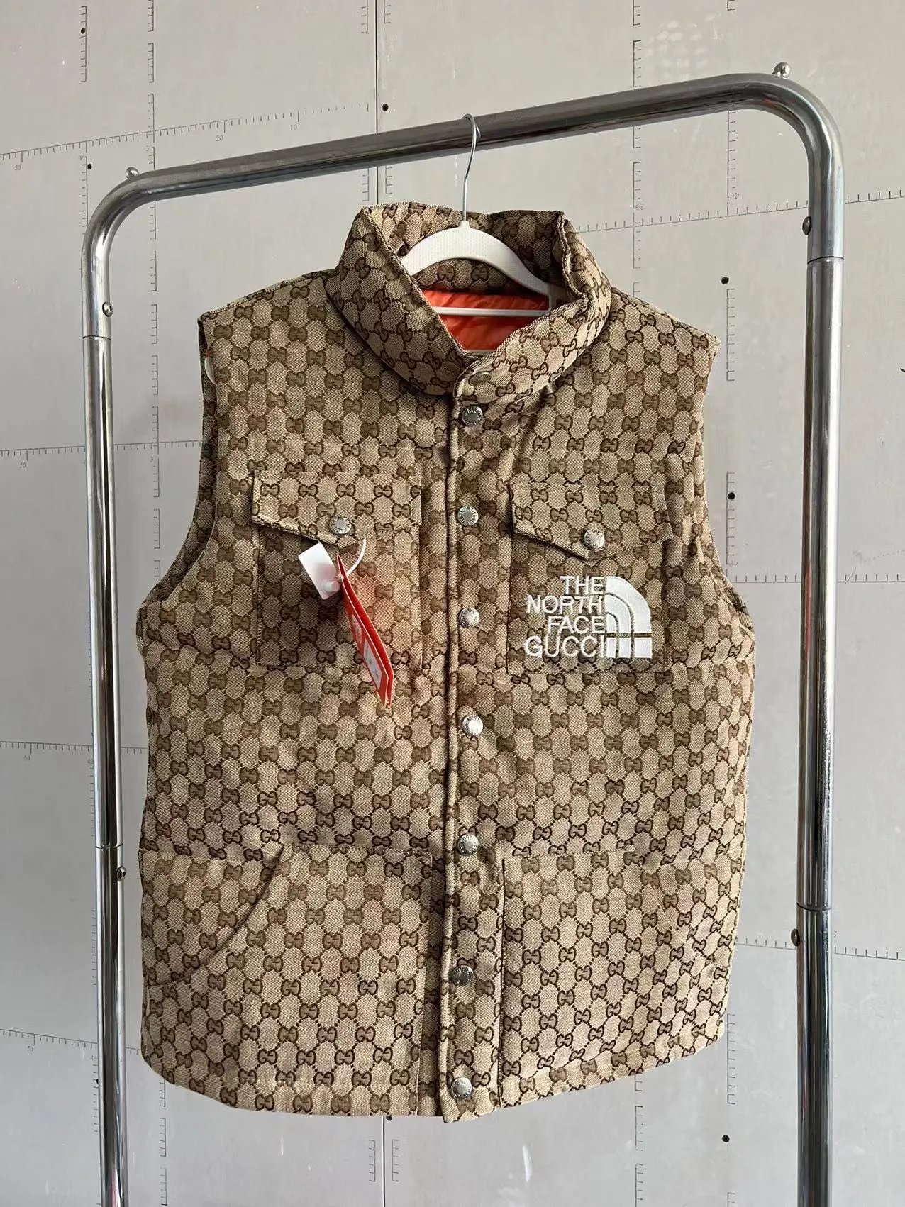 39 Khaki
