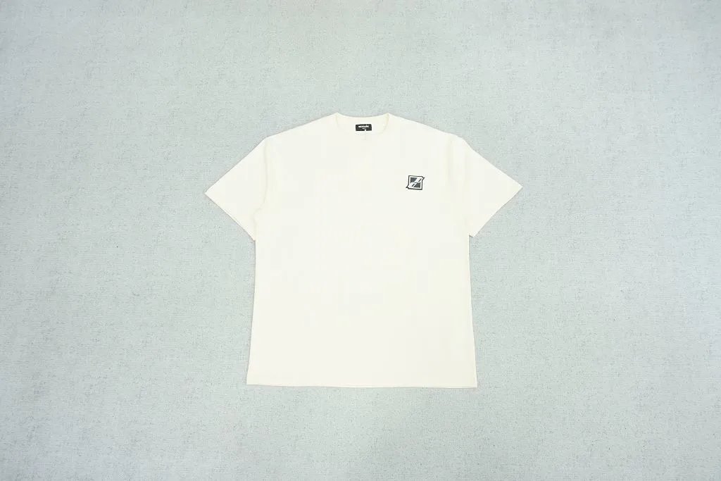 22 meters of white