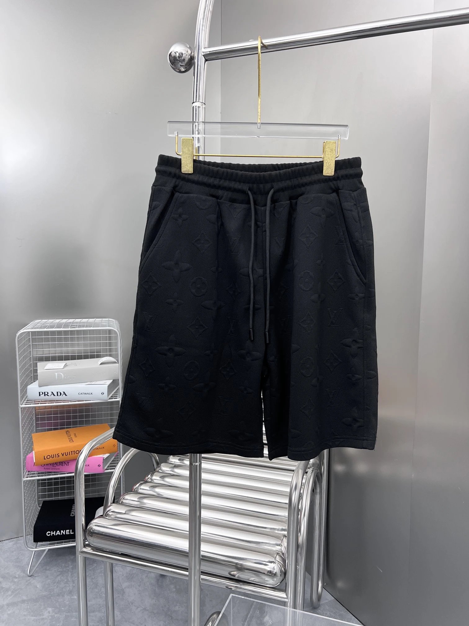 35 black