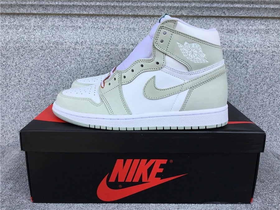 17 gray-white