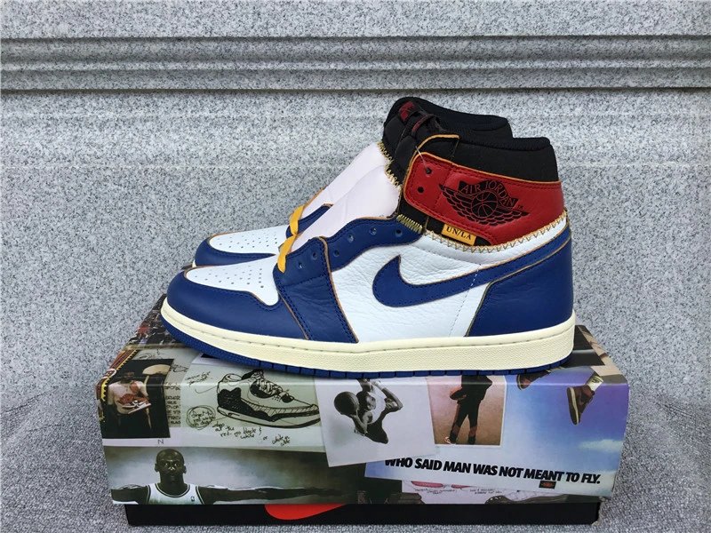30 Blue red white