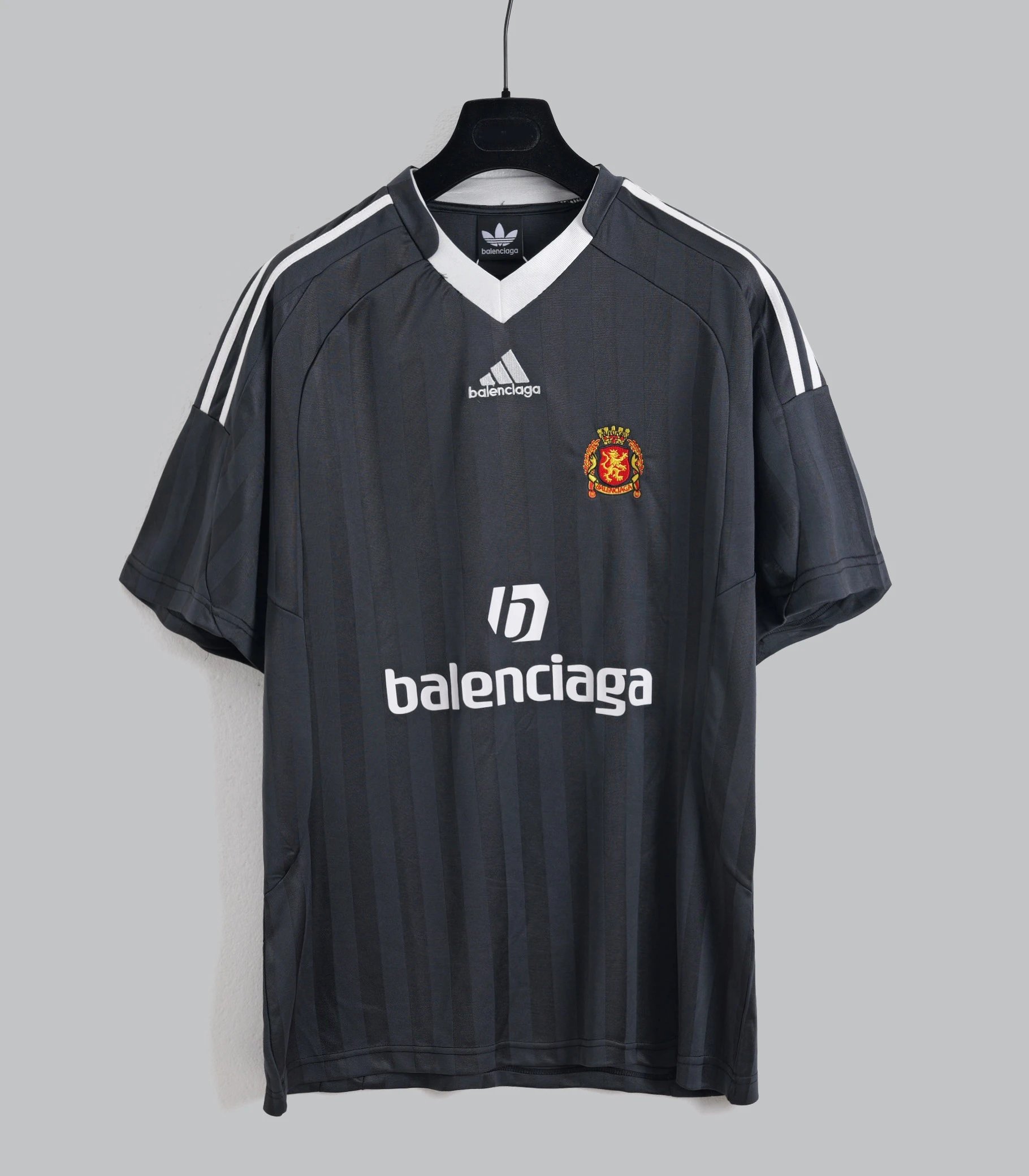 22 black