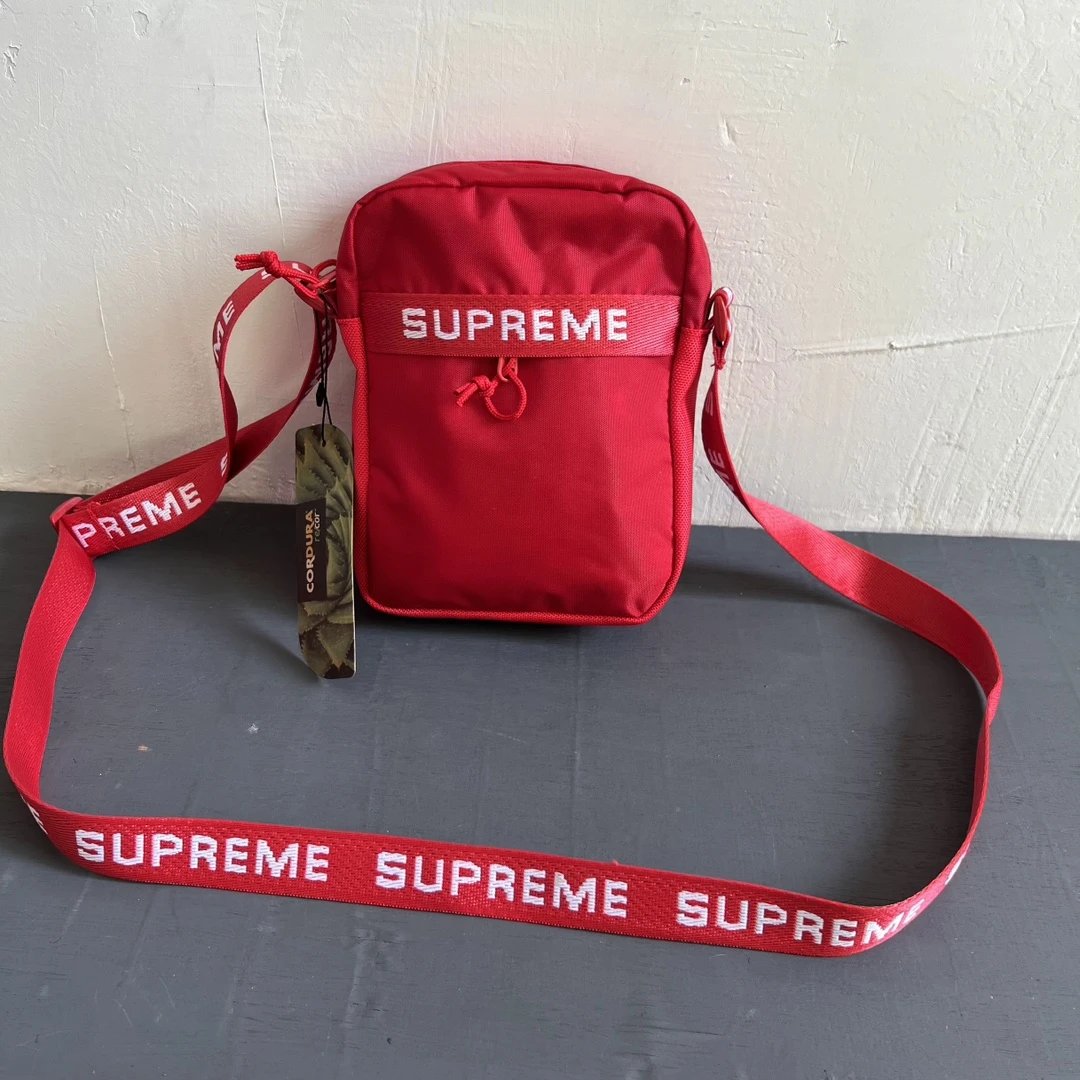 33 red