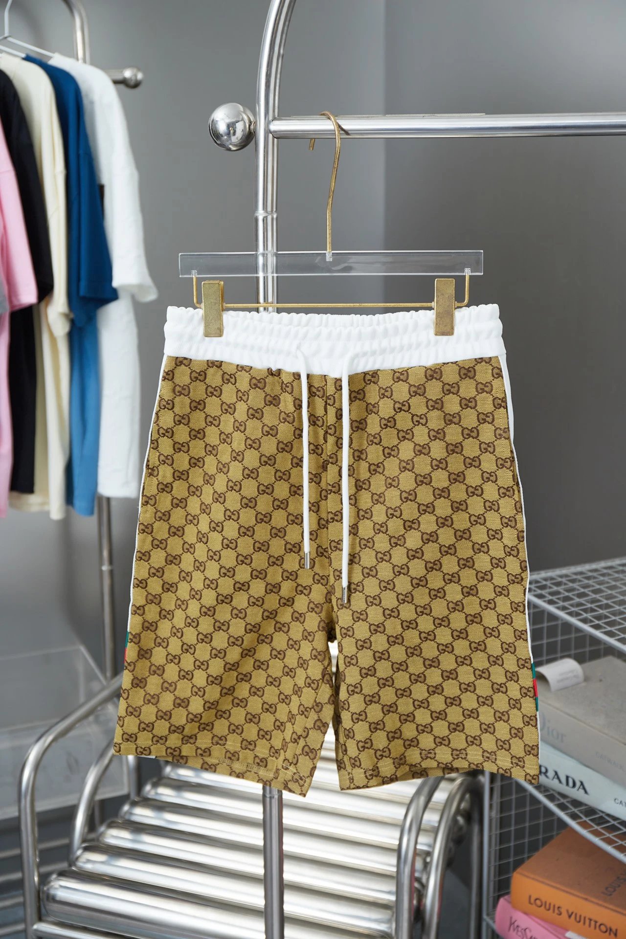 7 Khaki
