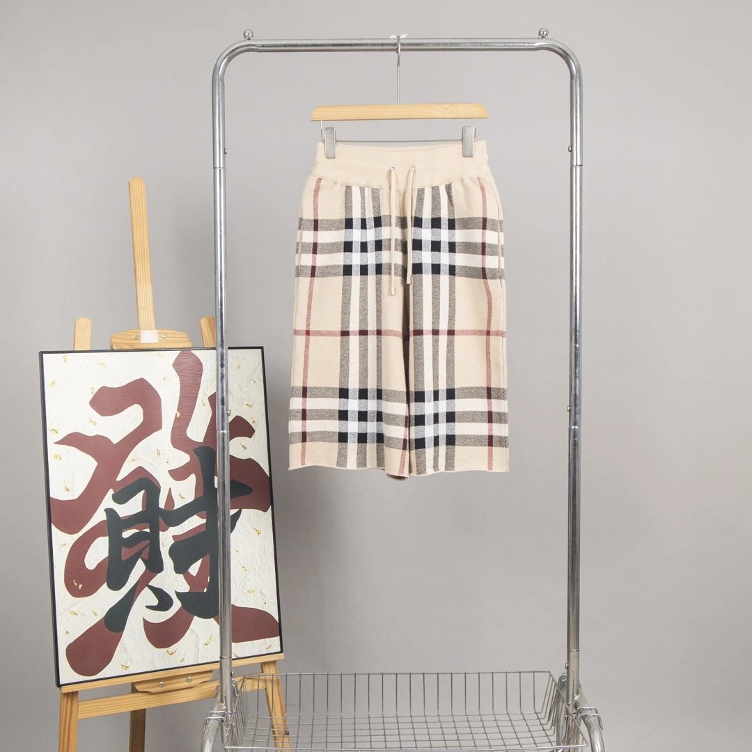 31 Beige plaid