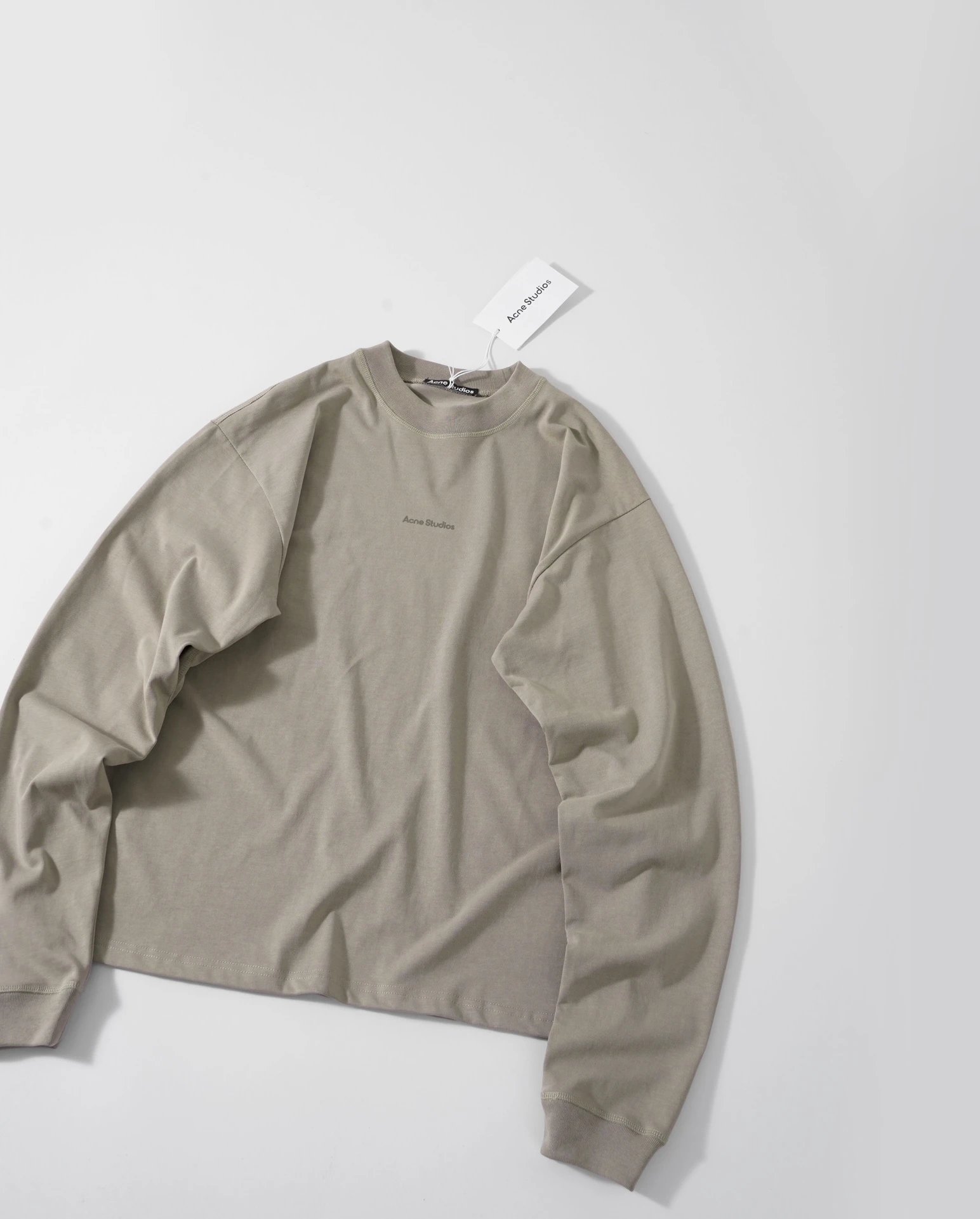 19 Light gray