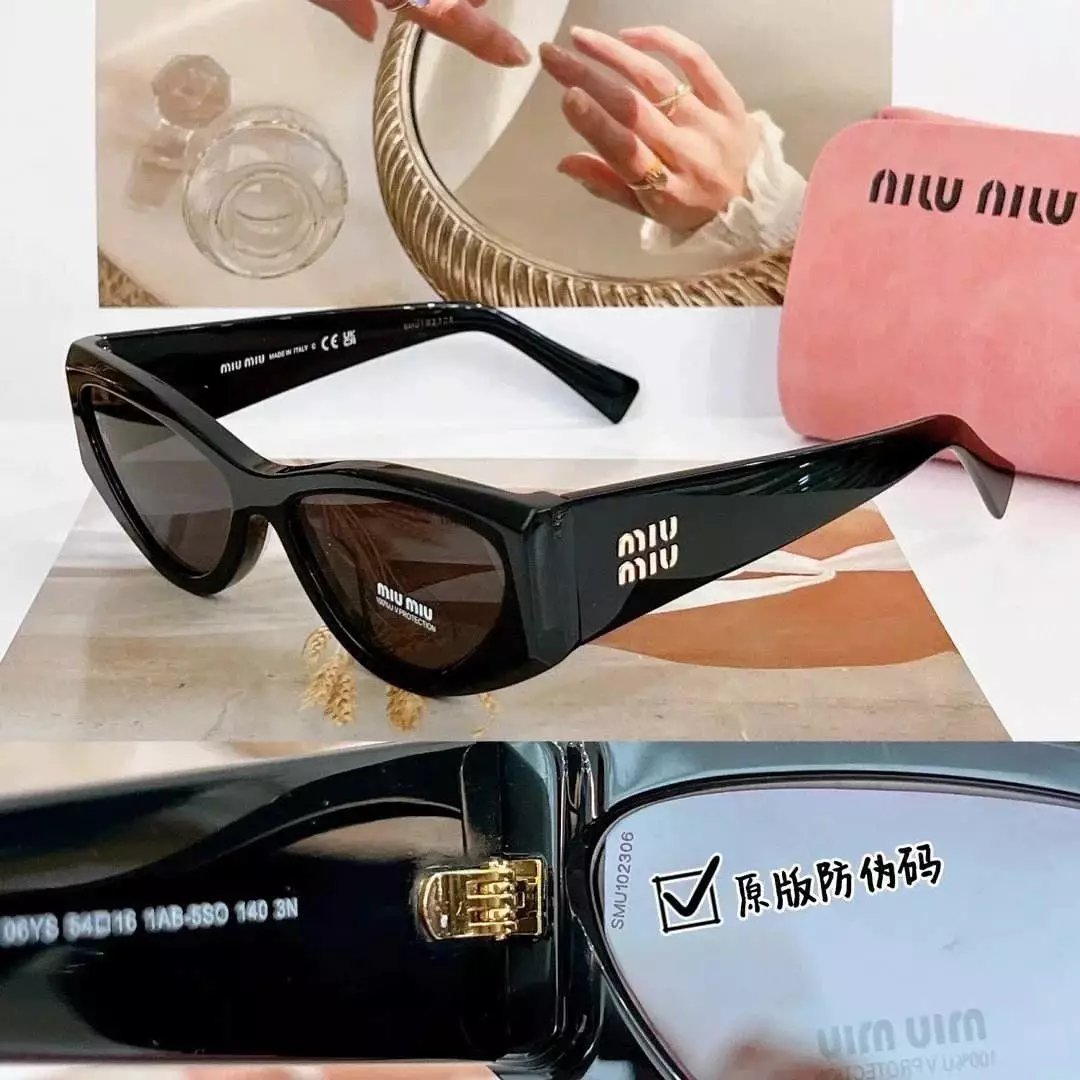 24 Black 006