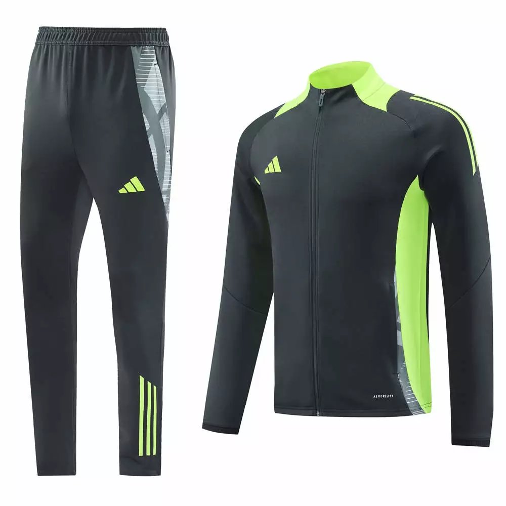 09 Black 006