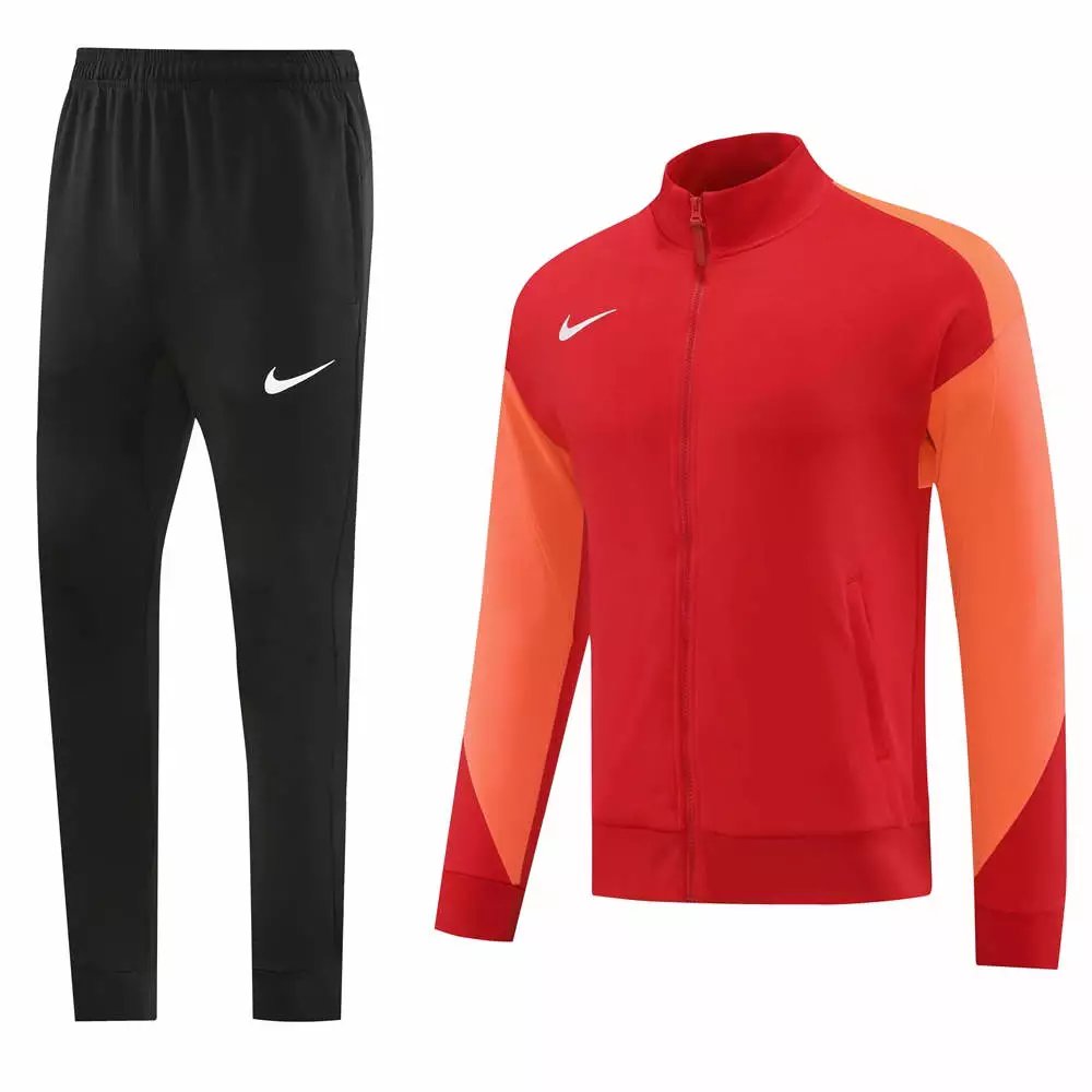28 Red 006