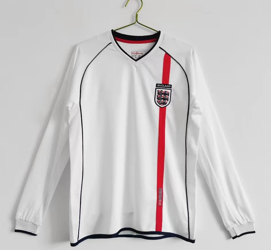 26 white 006
