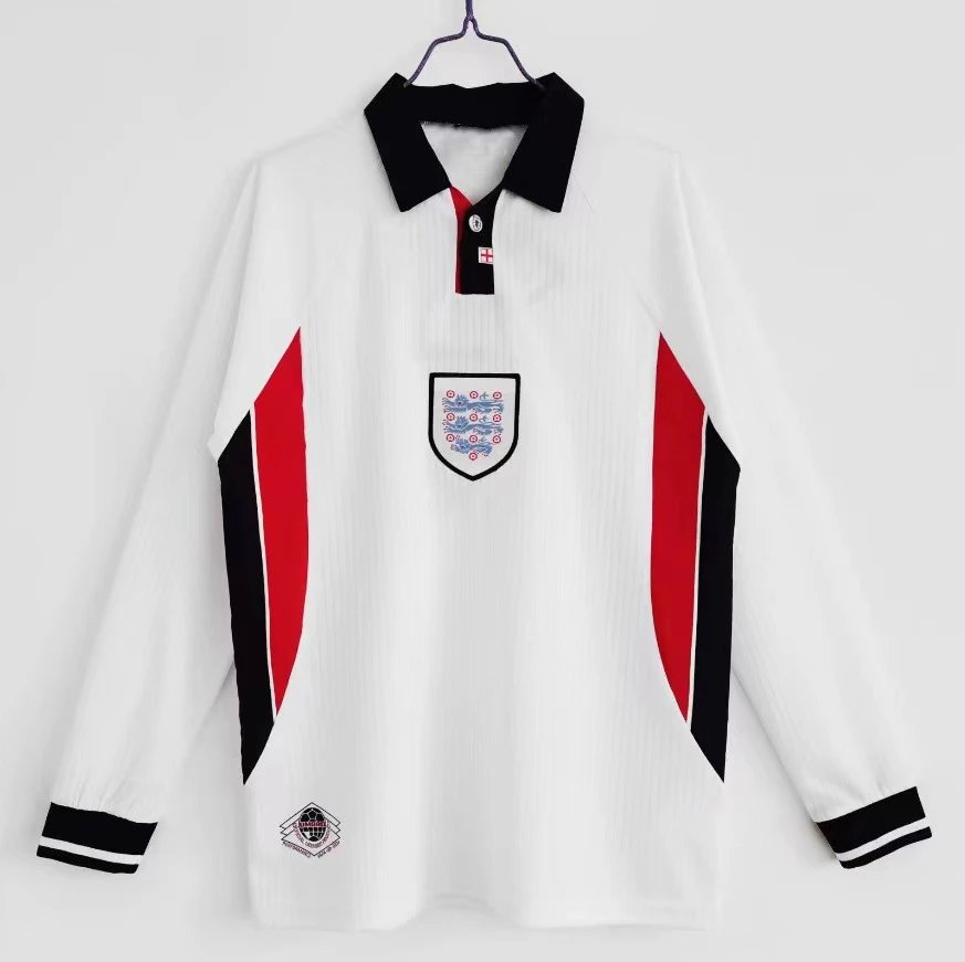 27 White 006