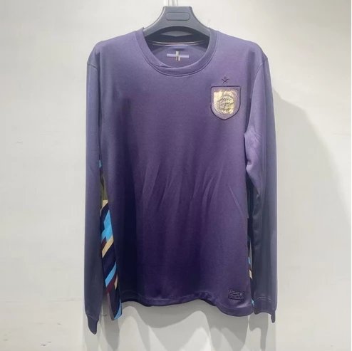 2425 England away