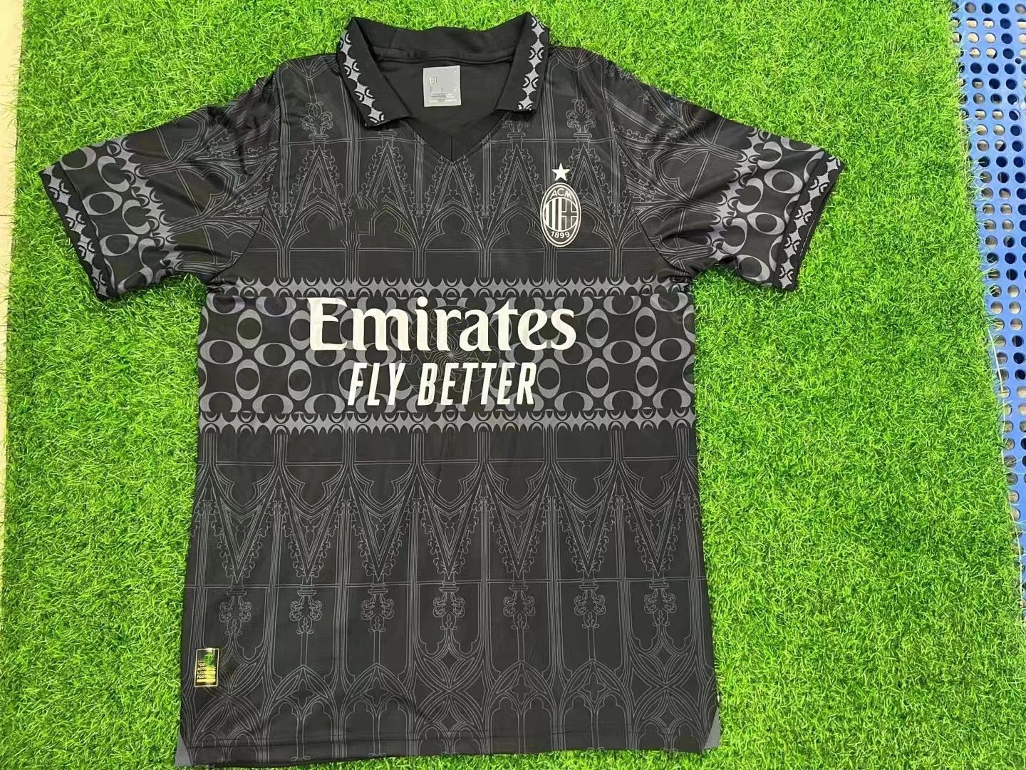 38 black 006