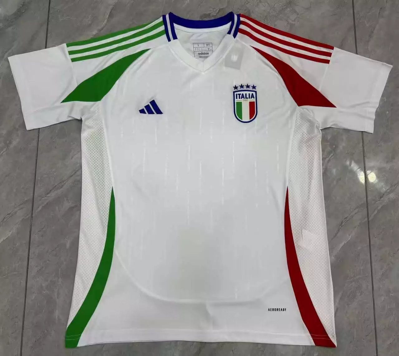 01 White 006