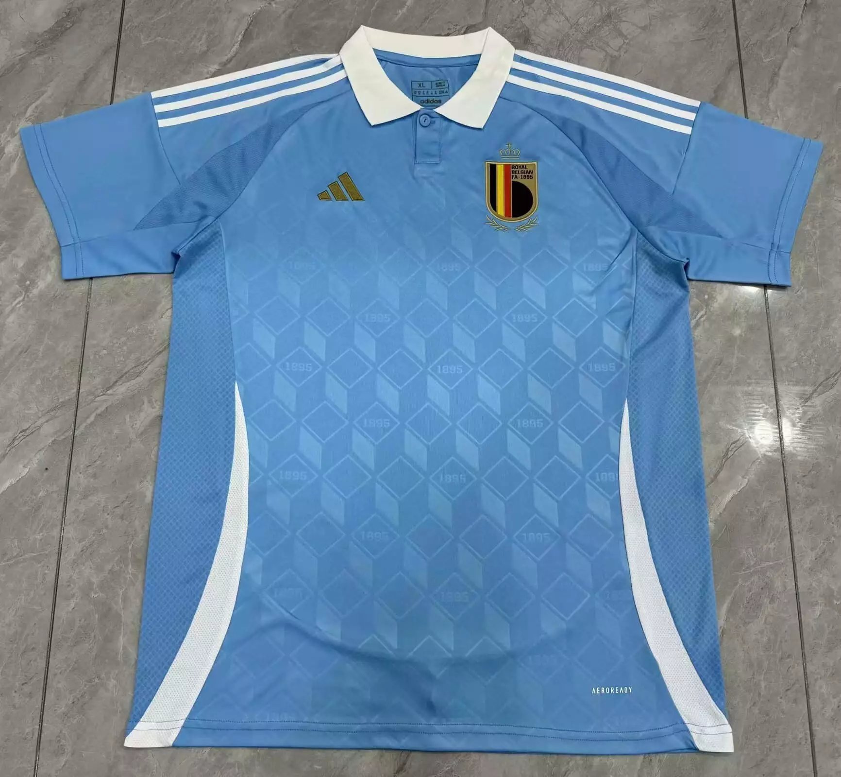 19 Blue 006