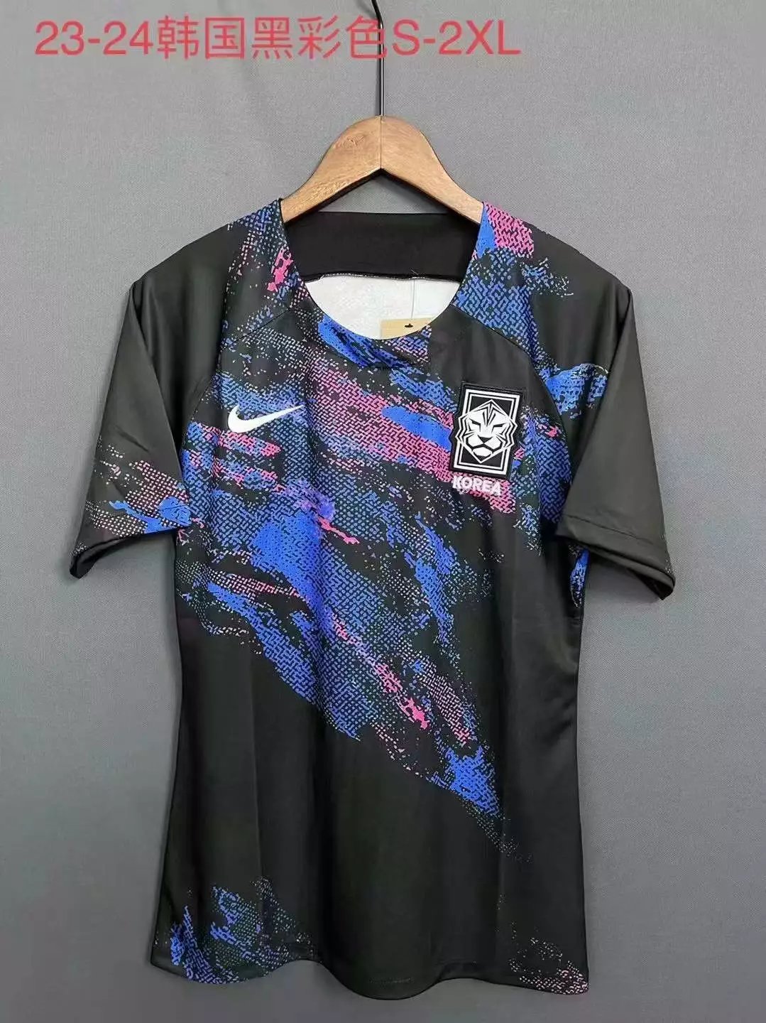 26 blue black 006
