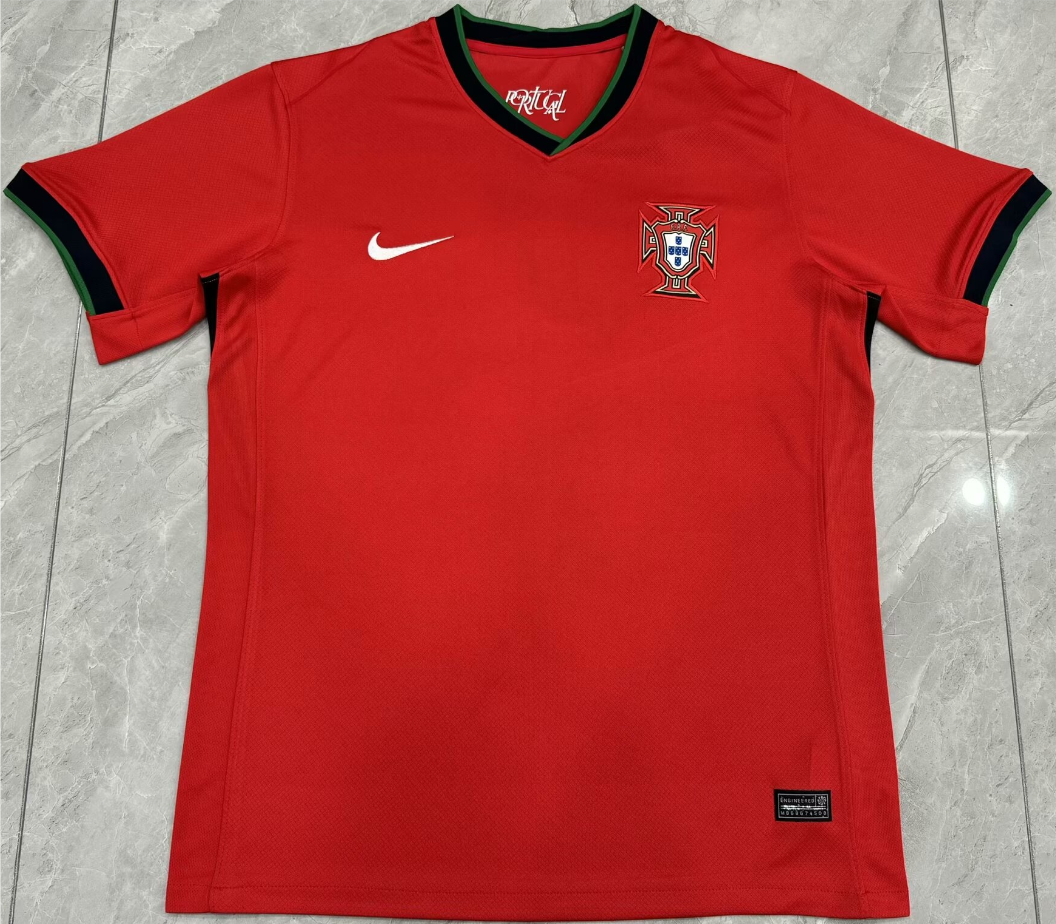 33 Red 006