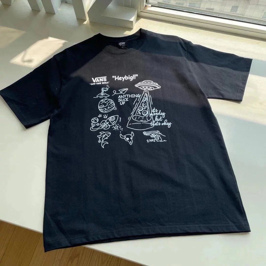 black flying saucer 002