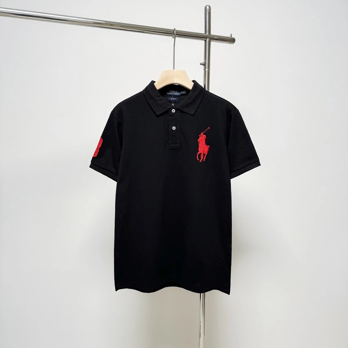 08 black