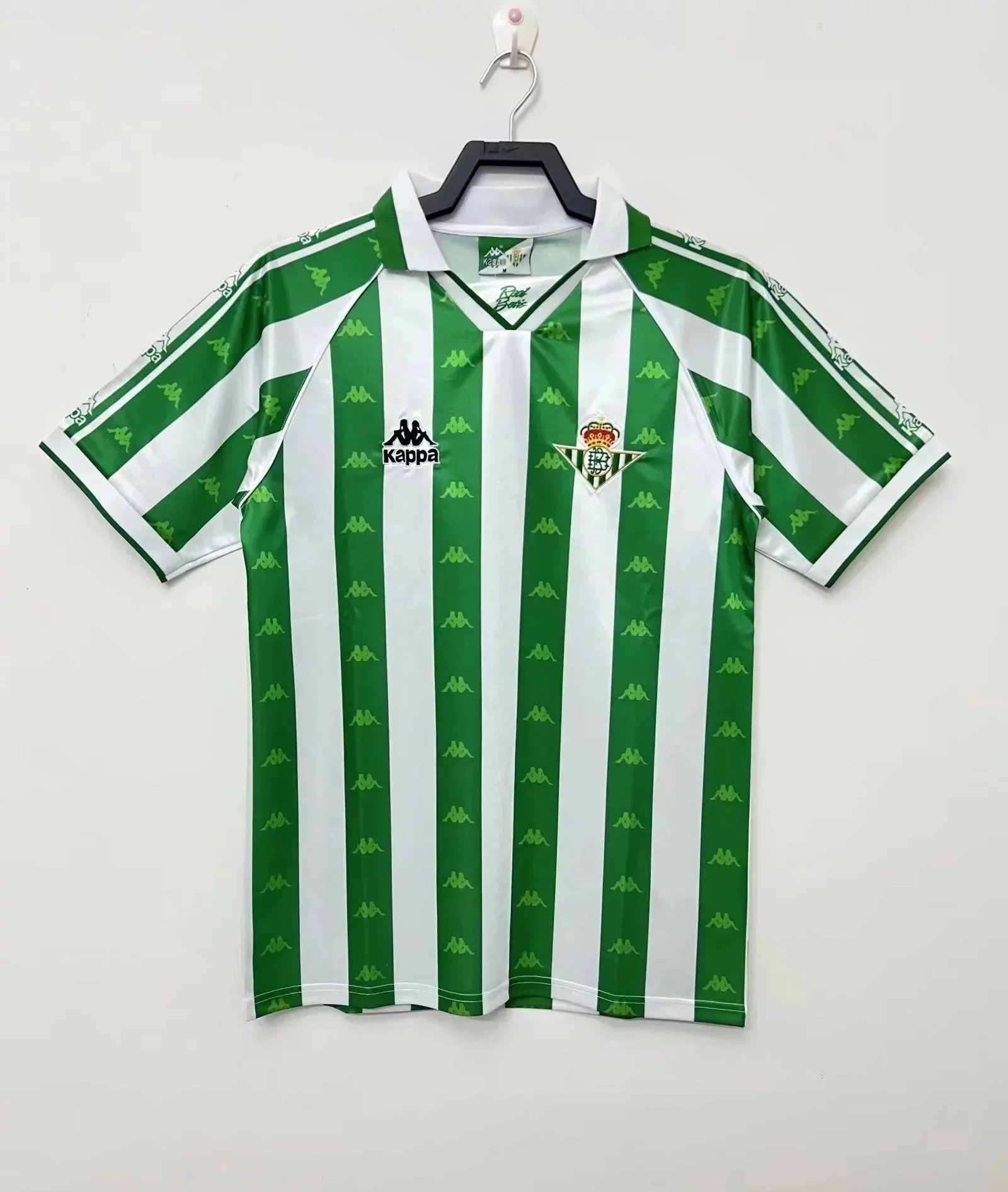 Green White Black 005