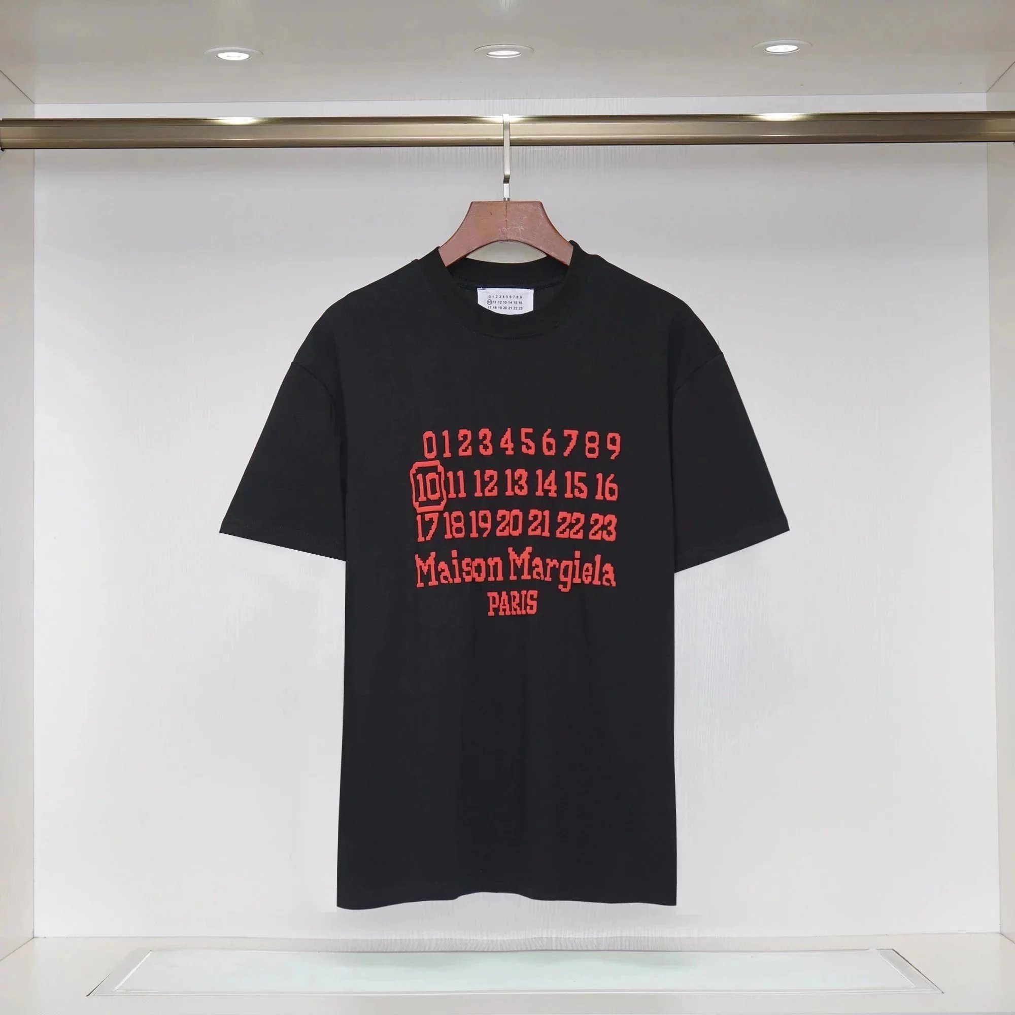 Black and red numeric-alphabetic 005