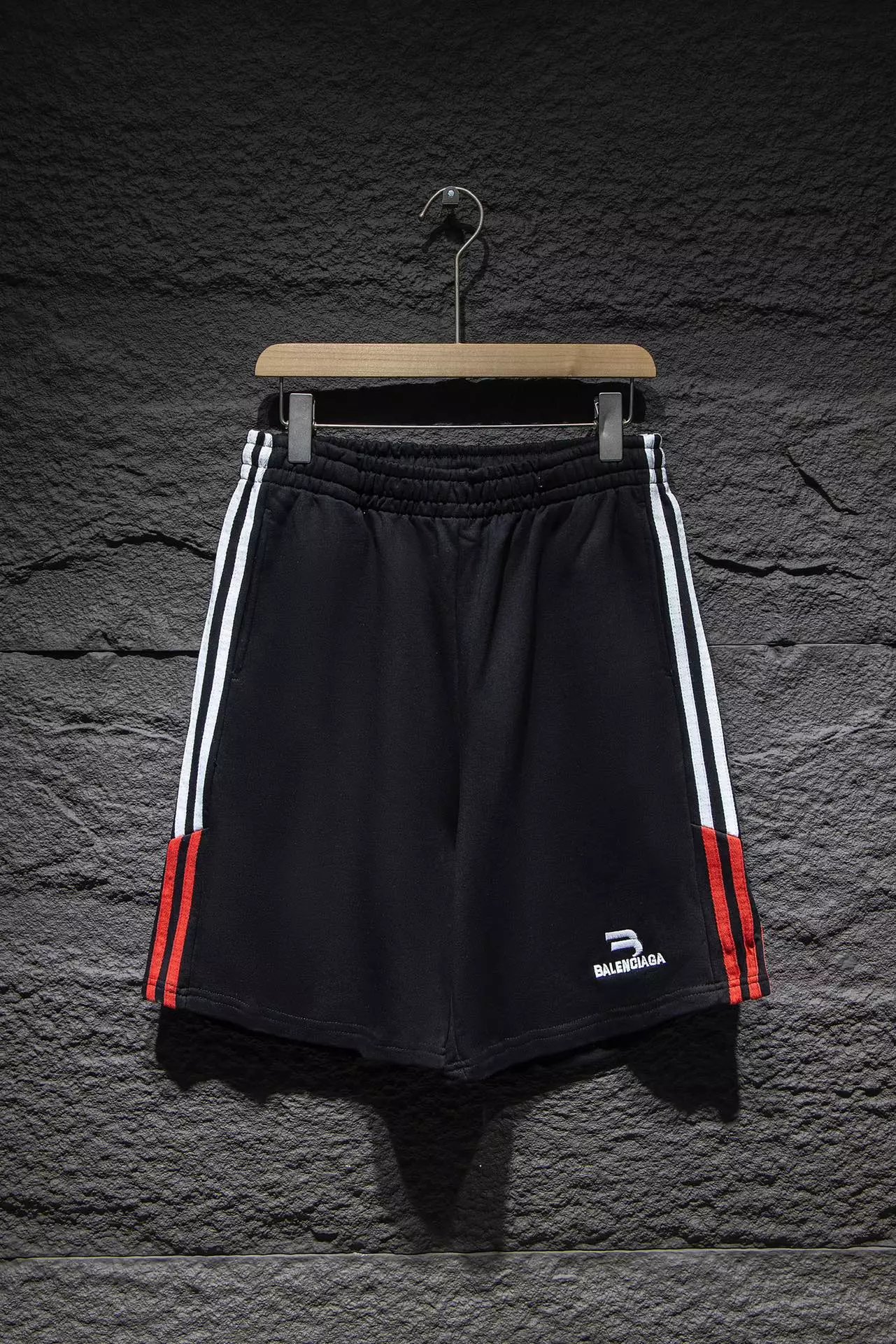 03 Black