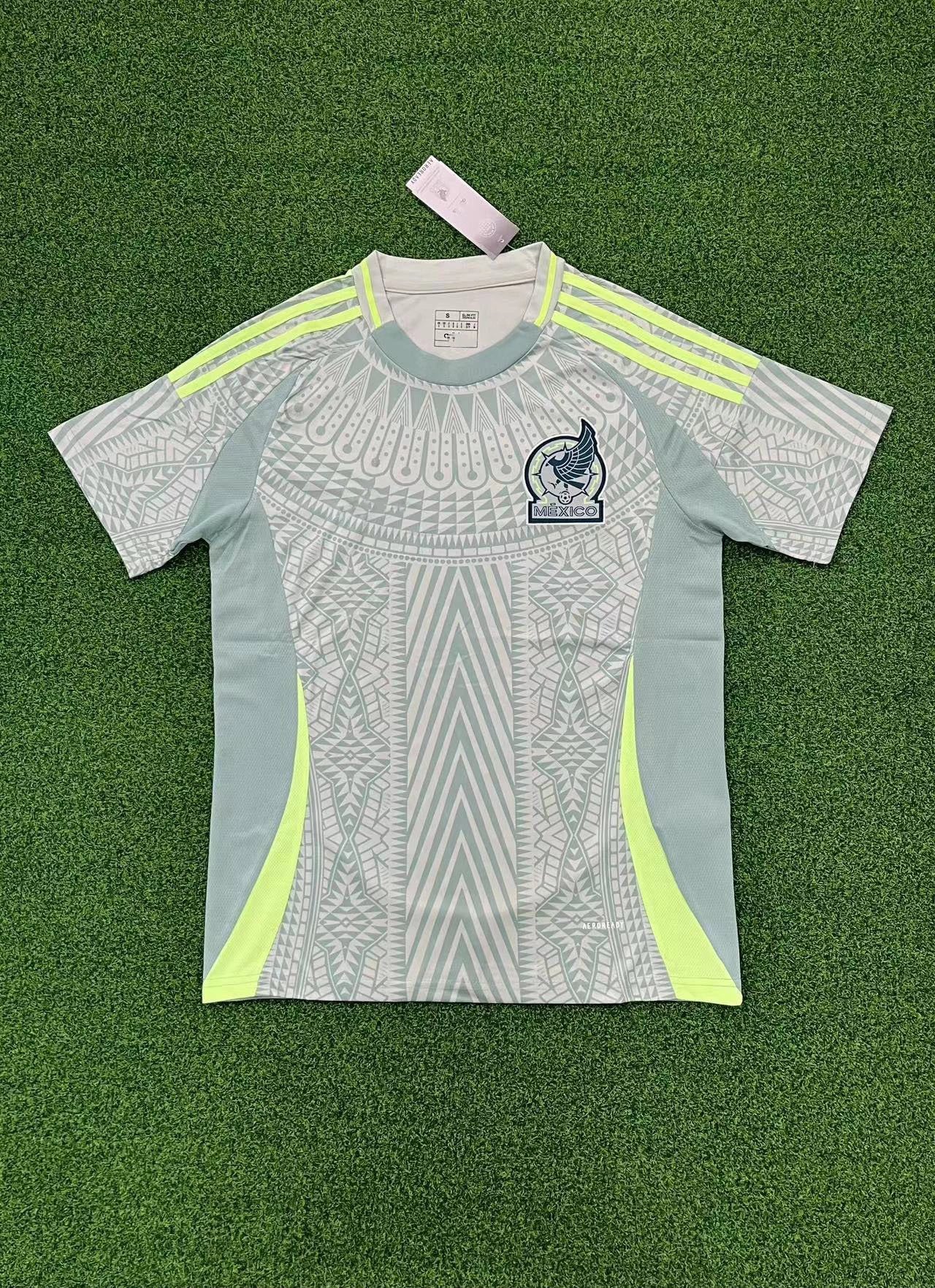 06 Gray-green 006