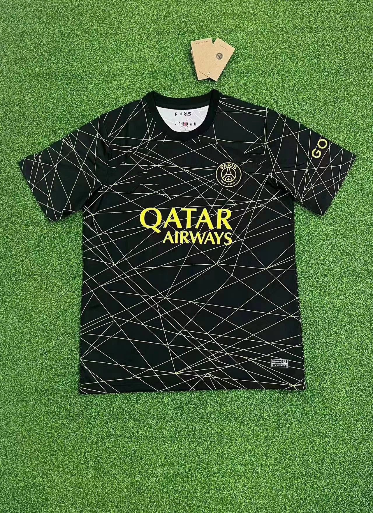 02 Black 006