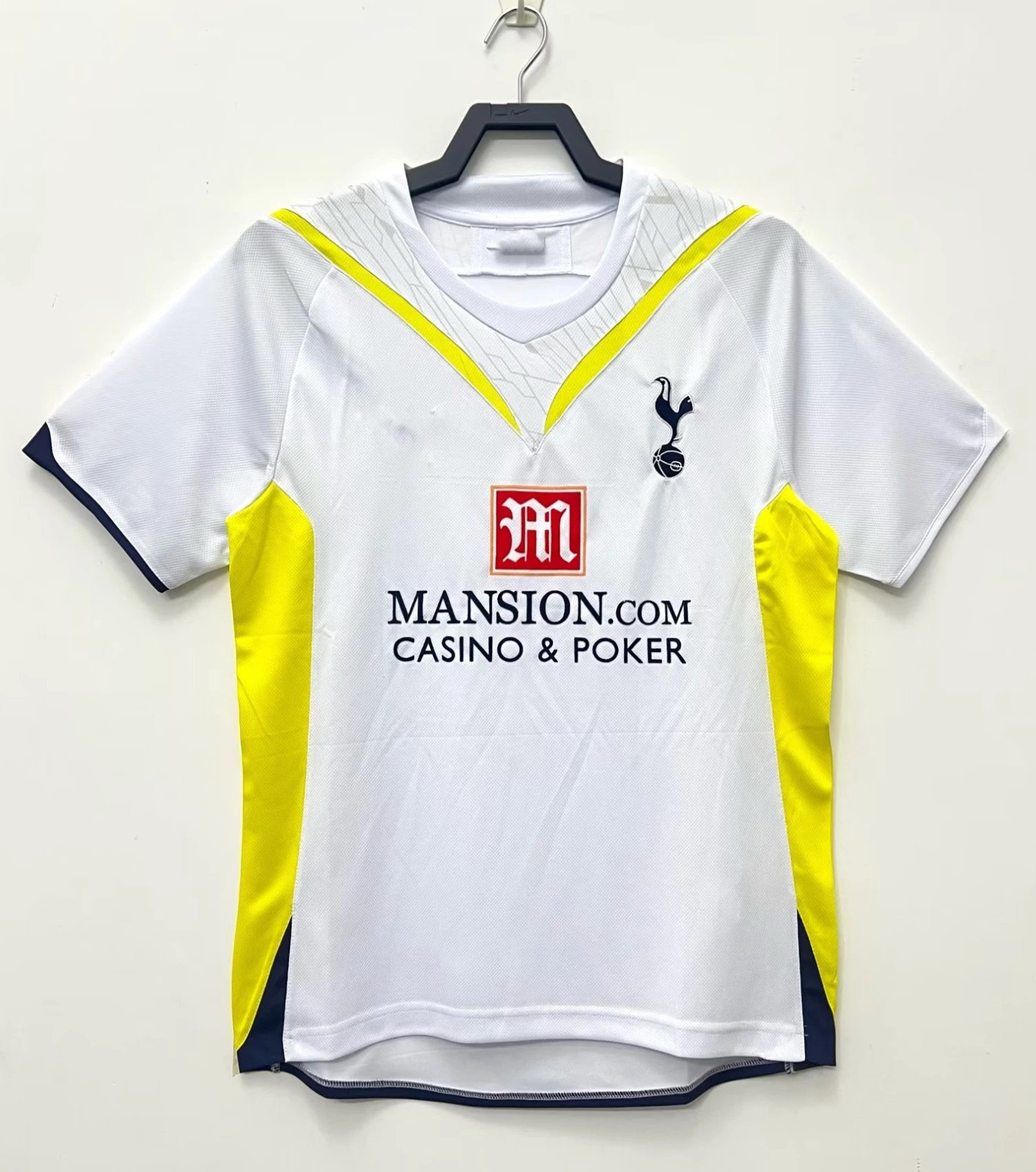 08 White 006