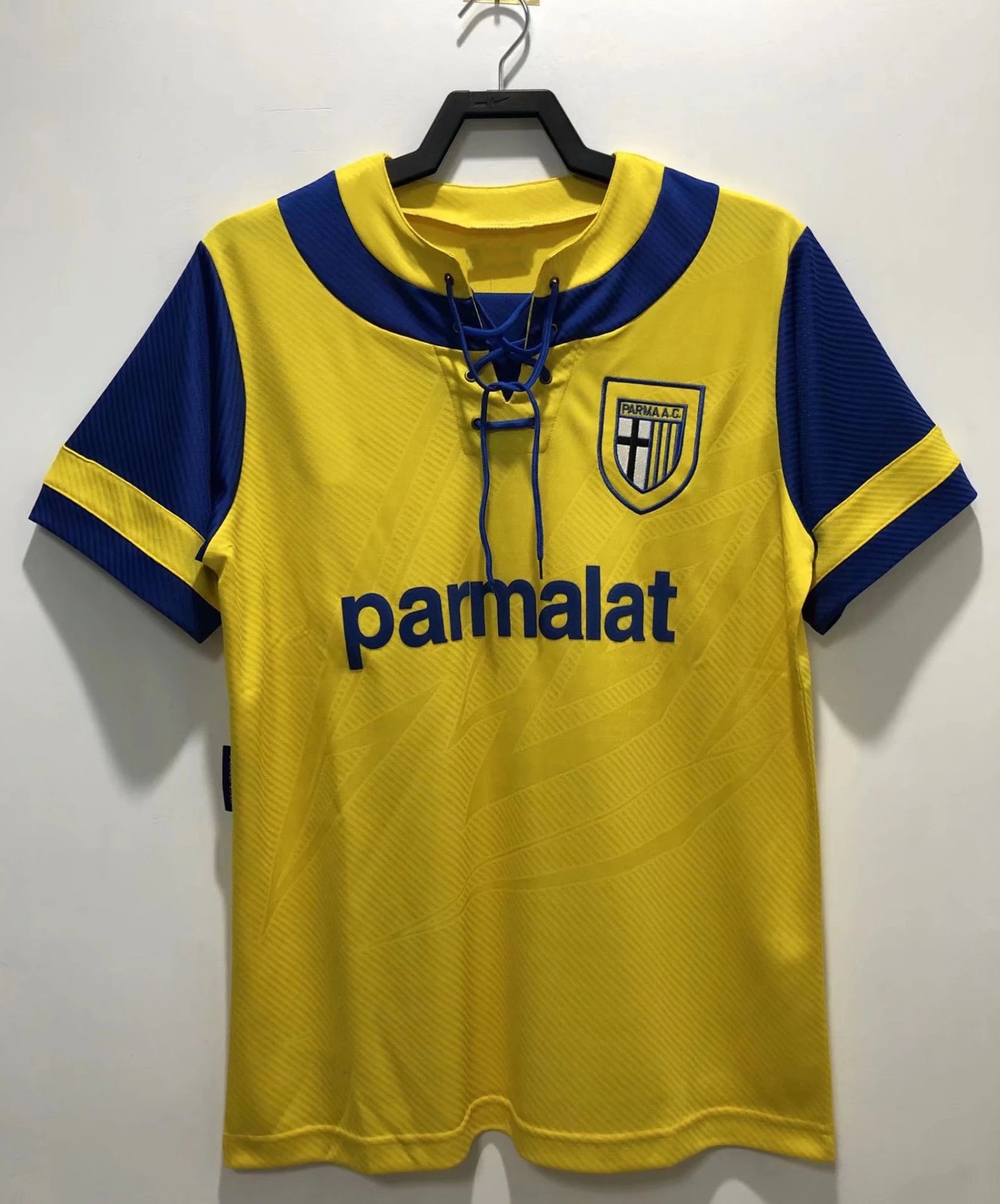 24 yellow 006