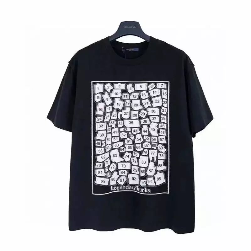 22 Black 006
